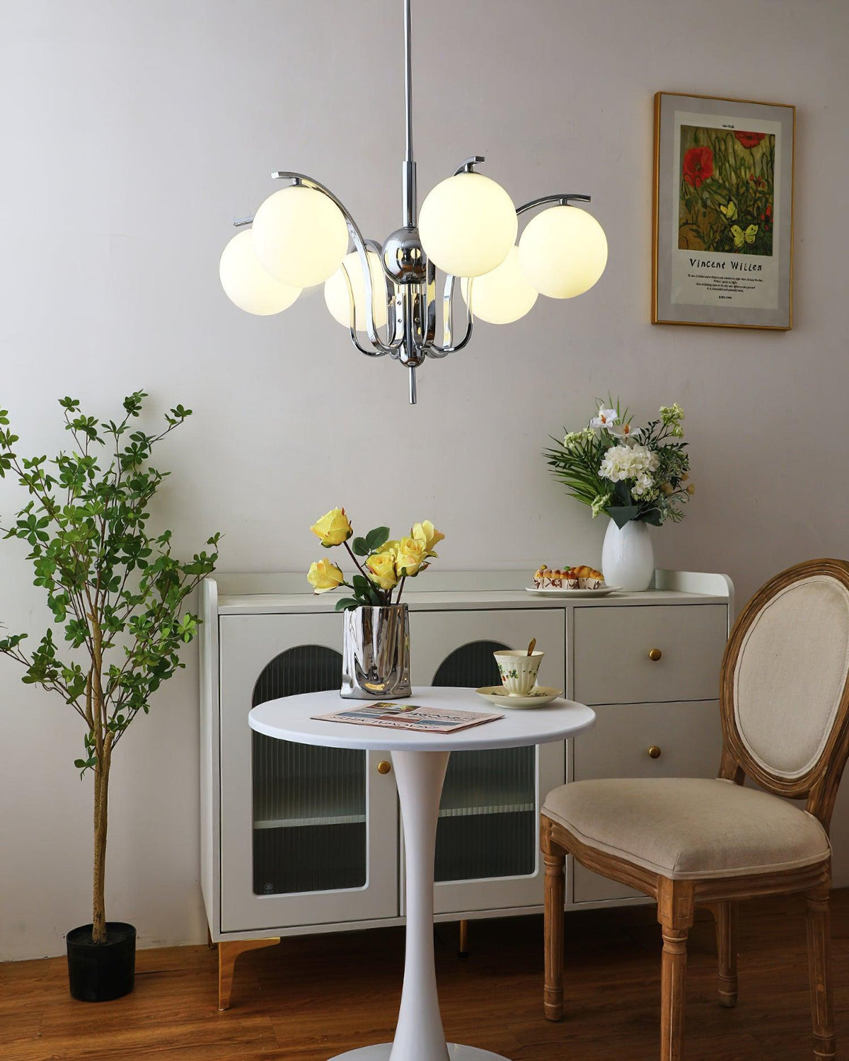 Eiroaria lysekrone i krom og glas, art deco, elegant