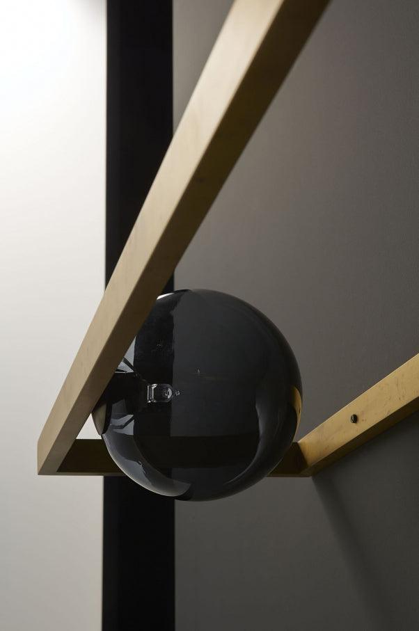 Etalarae moderni minimalistinen lasiseinävalaisin