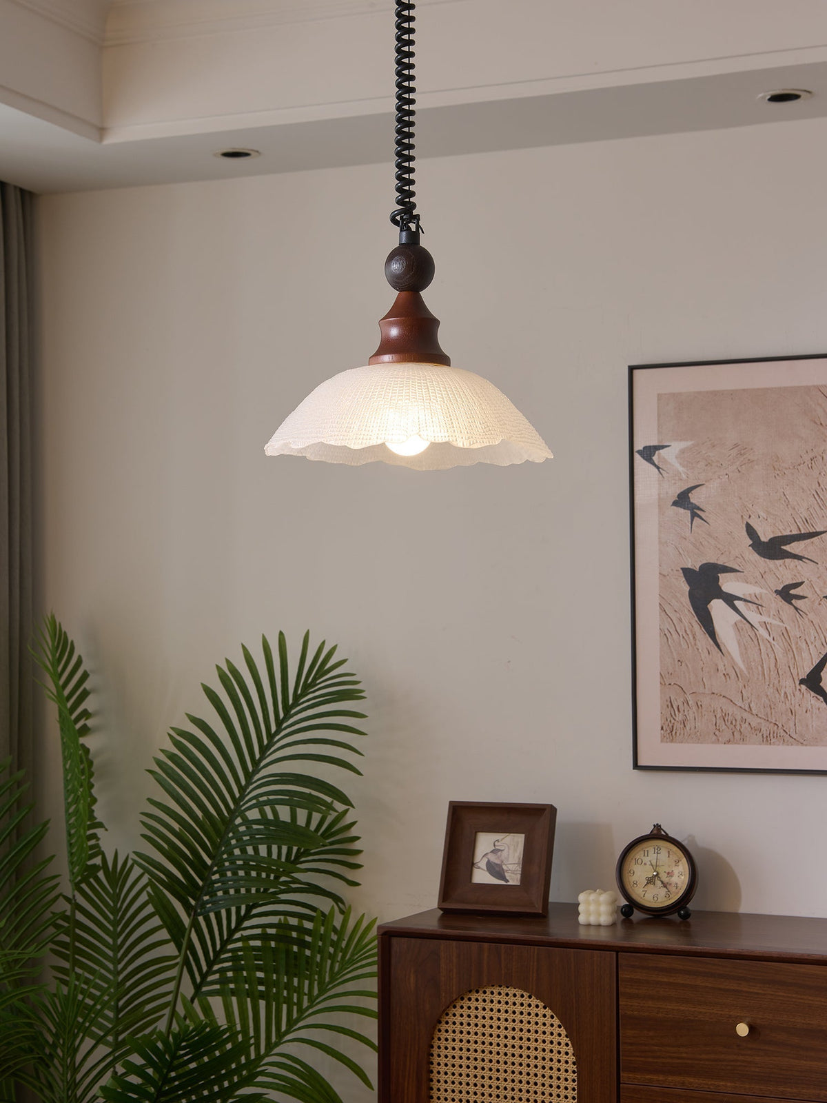 Nydoreth elegant vintage kunstnerisk pendellampe i træ