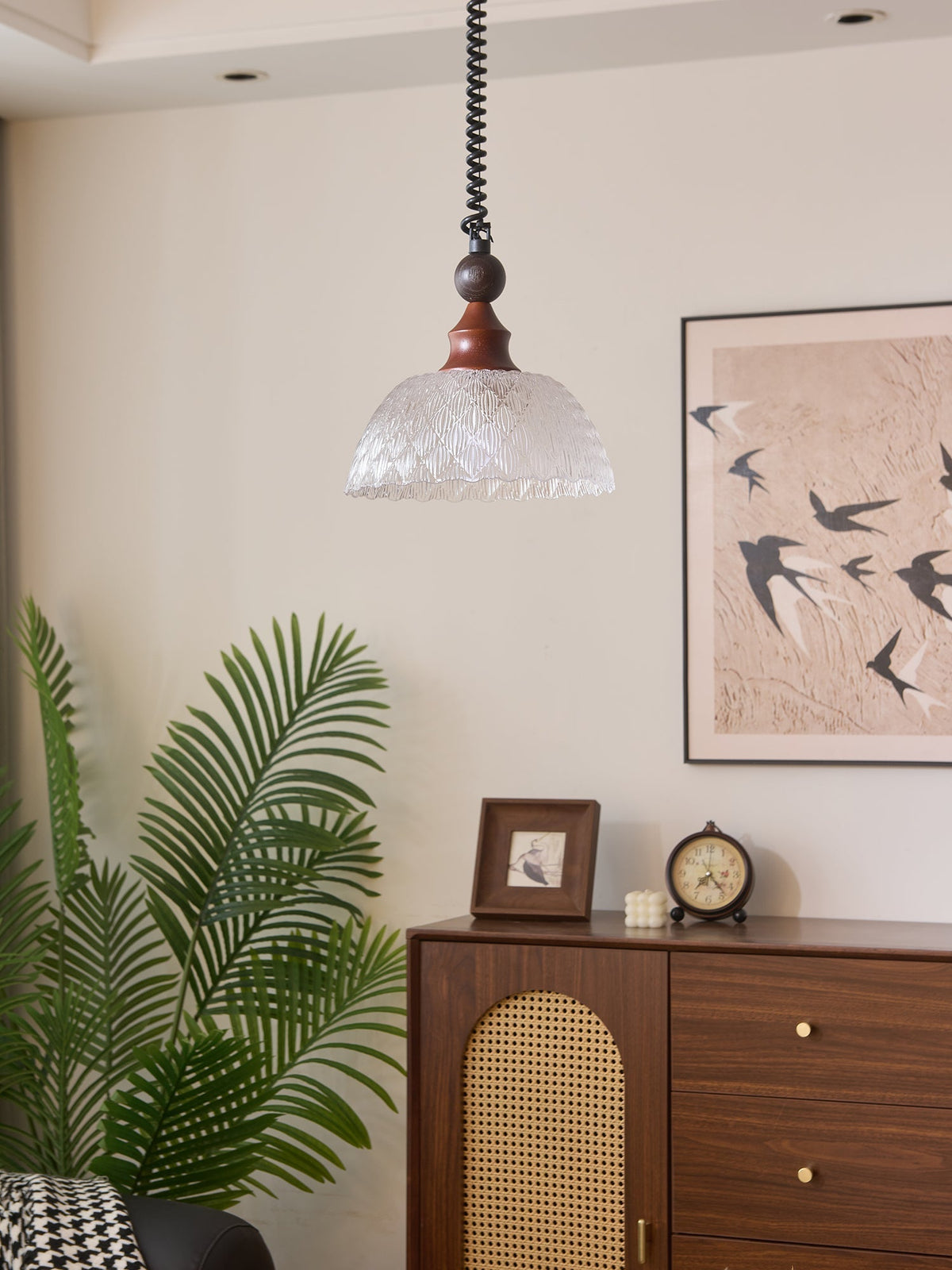 Nydoreth elegant vintage kunstnerisk pendellampe i træ