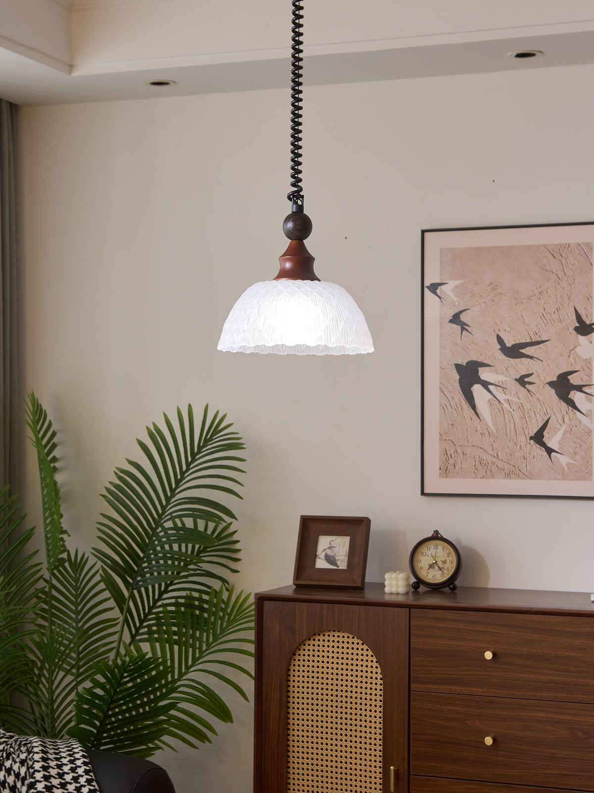 Nydoreth elegant vintage kunstnerisk pendellampe i træ