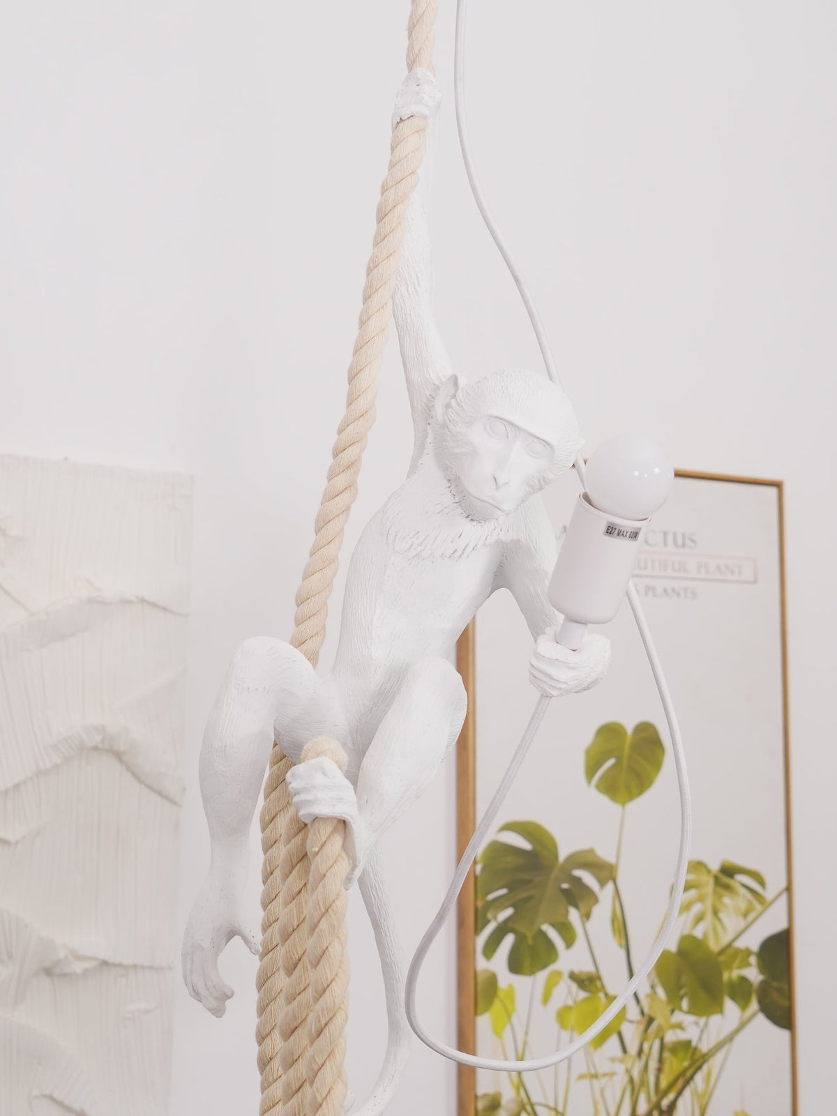 Epiran kunstnerisk pendel i harpiks og reb