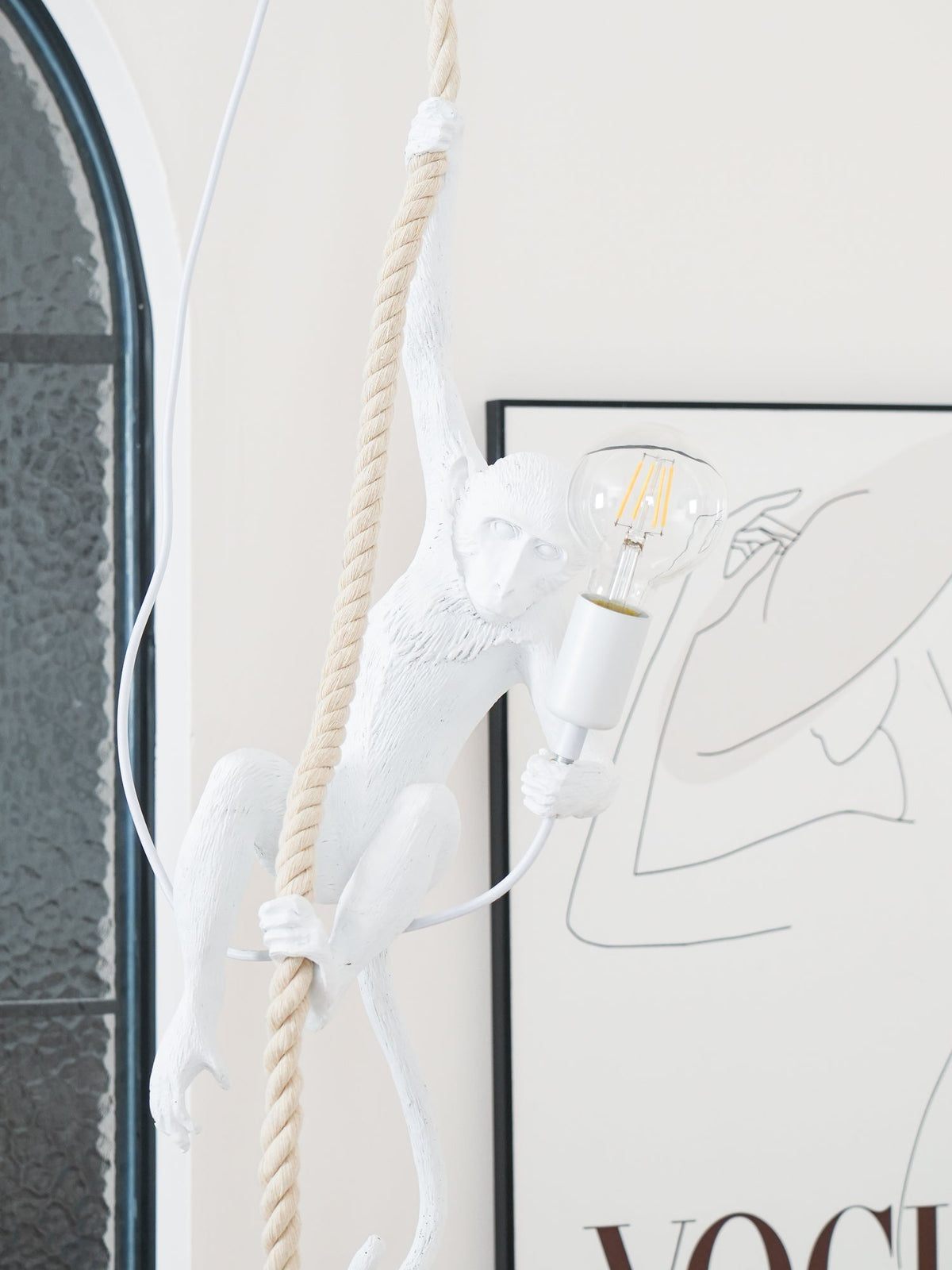 Epiran kunstnerisk pendel i harpiks og reb