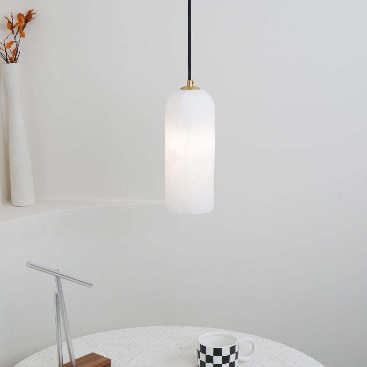 Nivenira cylindrisk pendellampa i alabaster