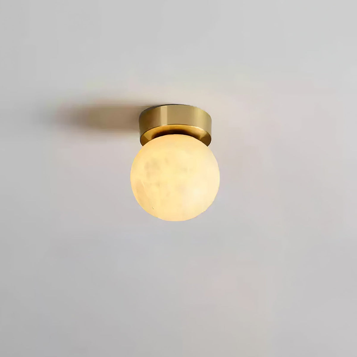 Otheyra-minimalistinen alabasterispinta-asennusvalaisin