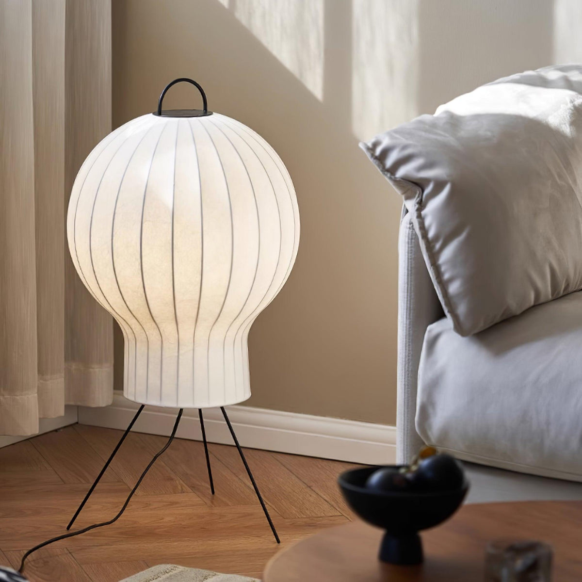 Balloon naumhyggjulegur silkigólflampi