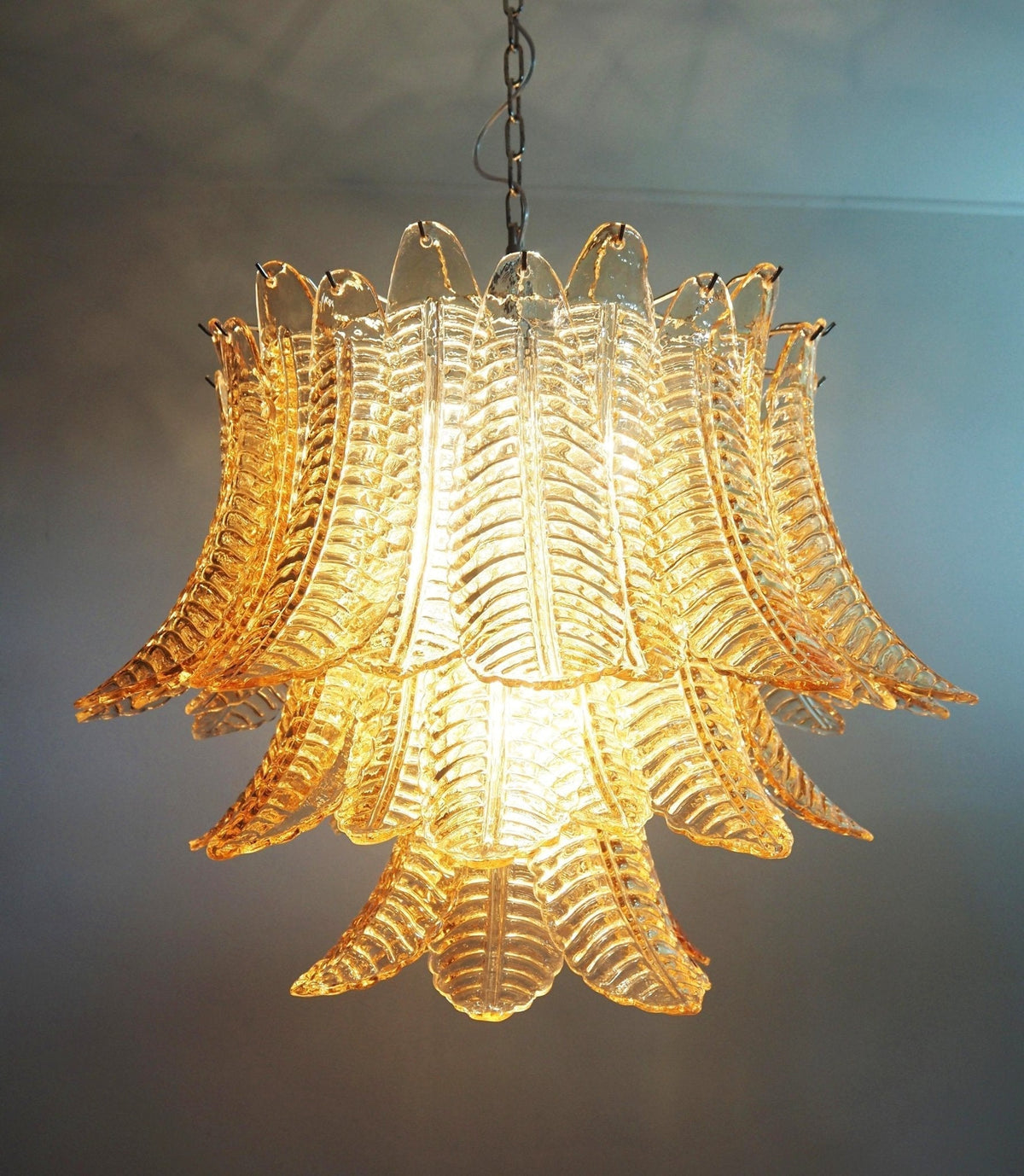 Lioreelle Chandelier Amber Leaf Glass Layered Venetian Elegance