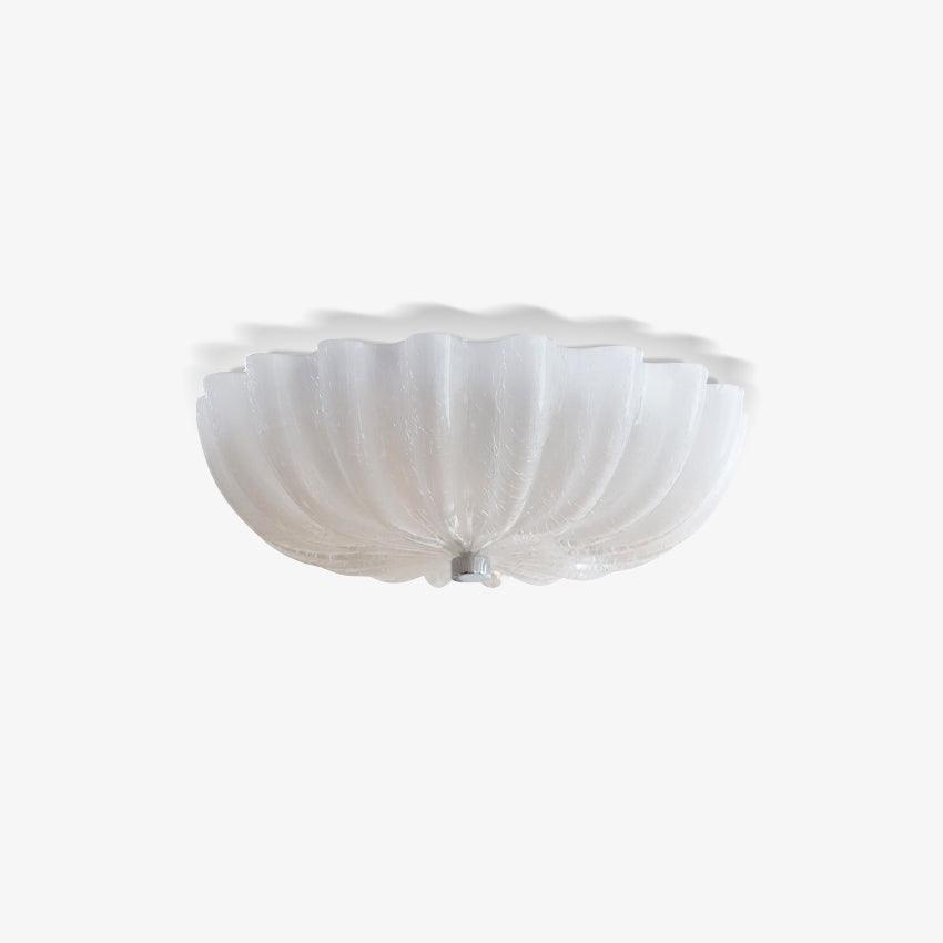 Urelis taklampa i handblåst Murano-glas, inspirerad av snäckskal