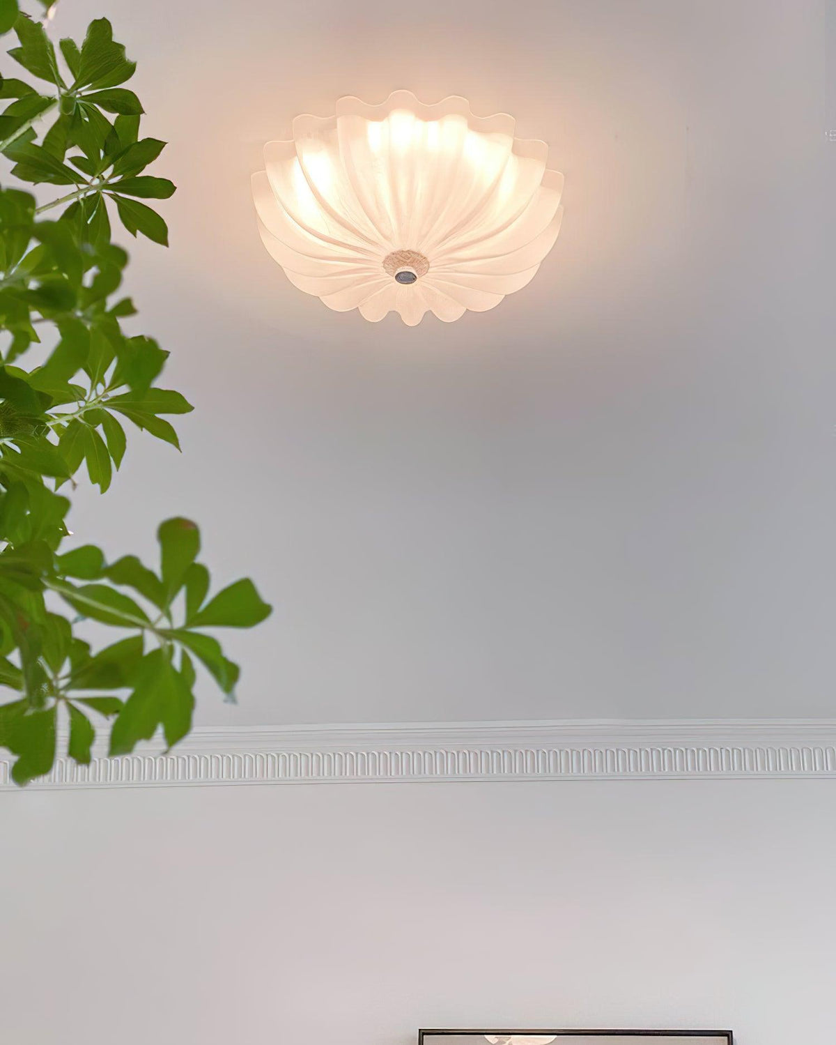 Urelis taklampa i handblåst Murano-glas, inspirerad av snäckskal