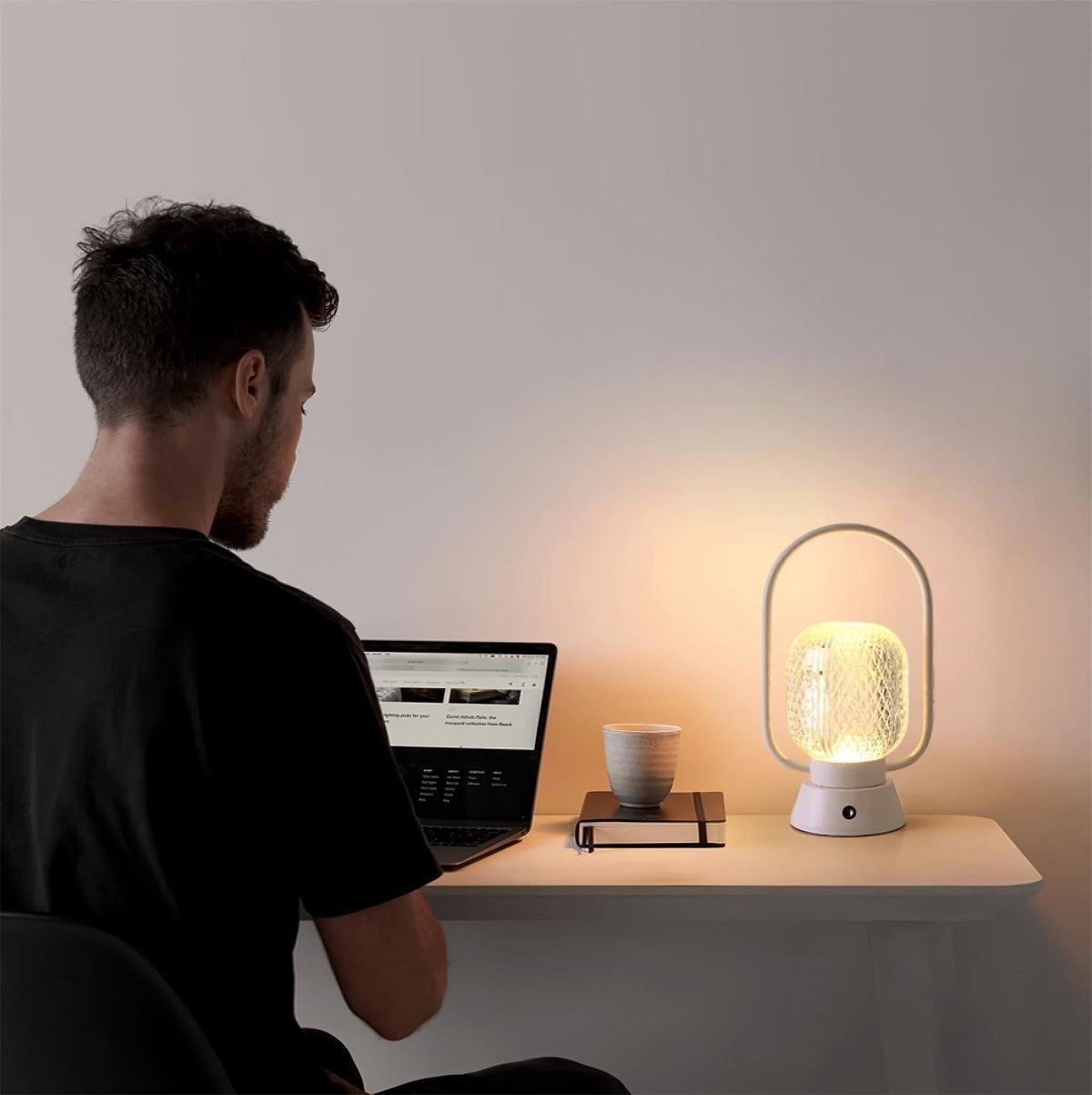 Lattice modern bordslampa i akryl