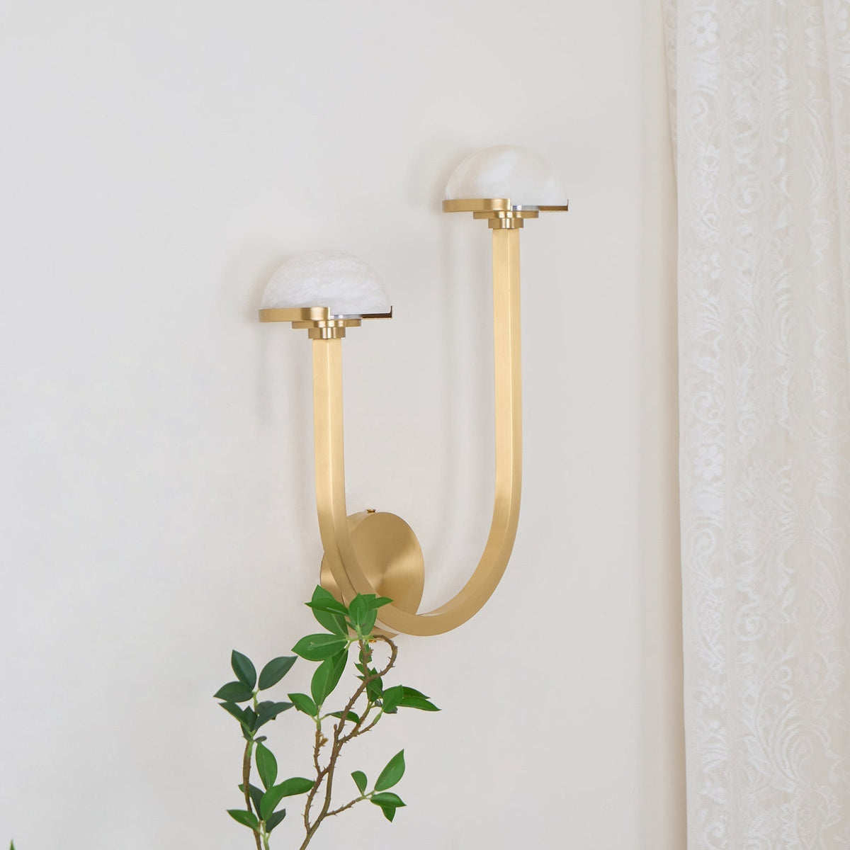 Vitalira dubbel vägglampa i alabaster