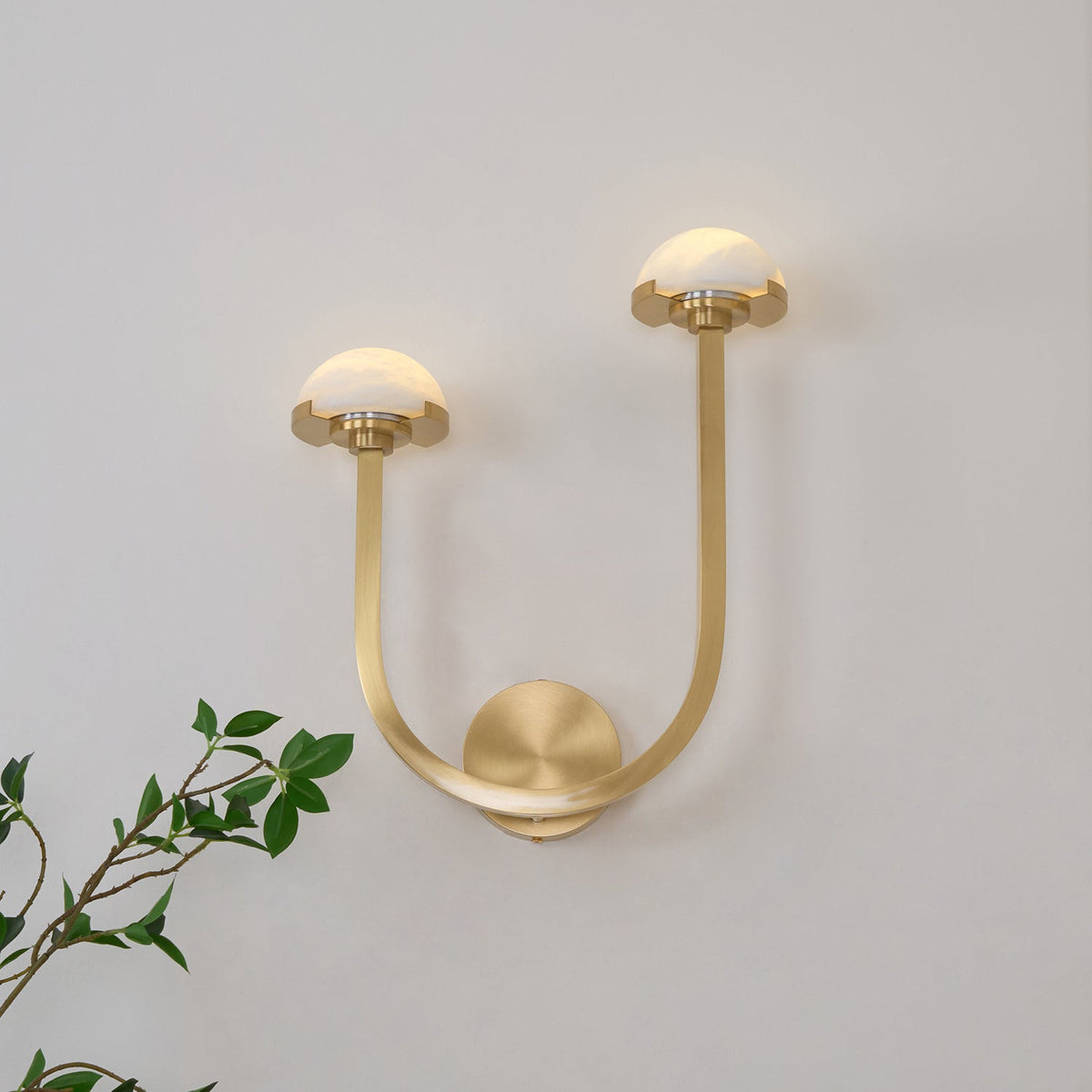 Vitalira dubbel vägglampa i alabaster