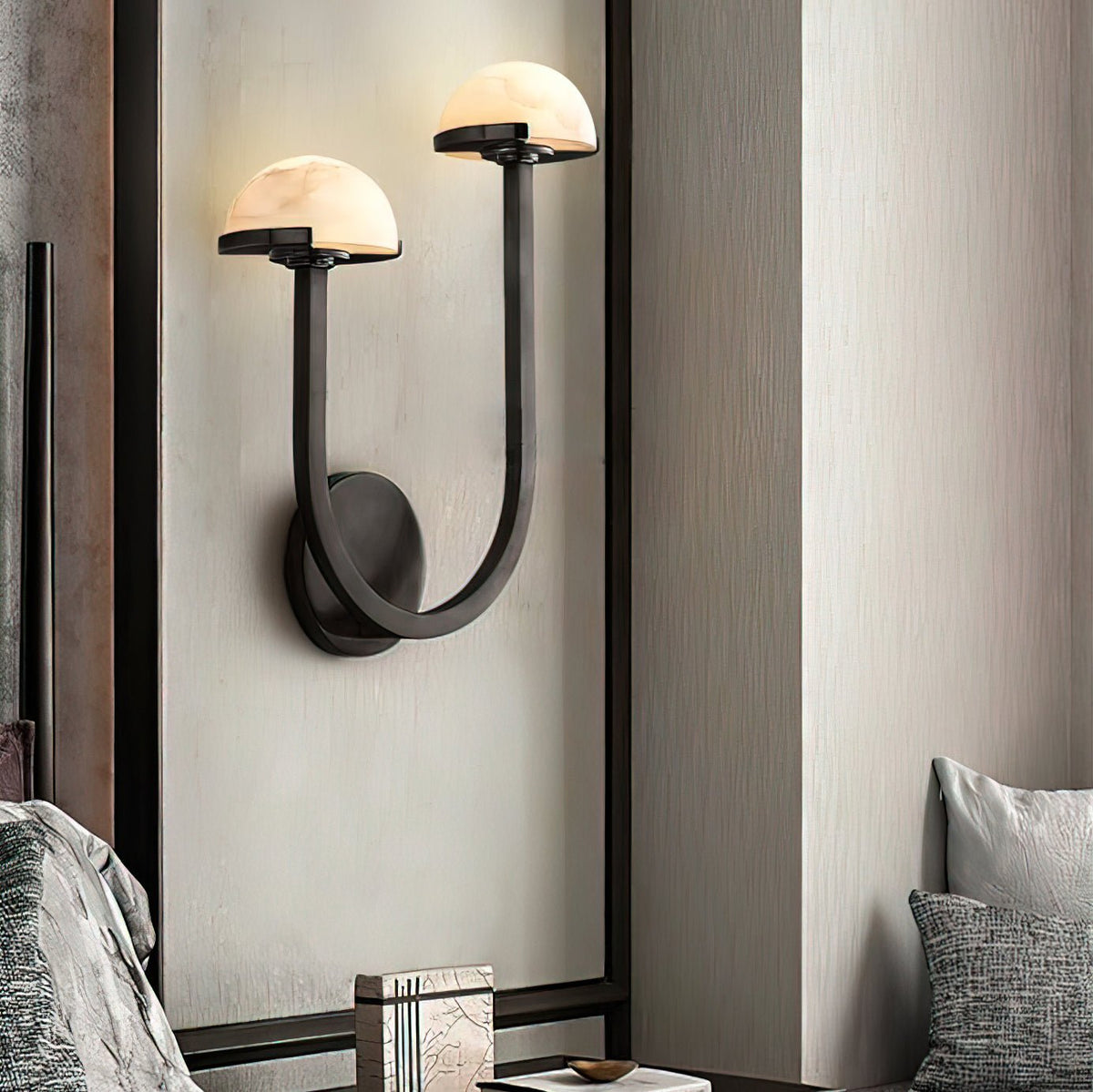 Vitalira dubbel vägglampa i alabaster