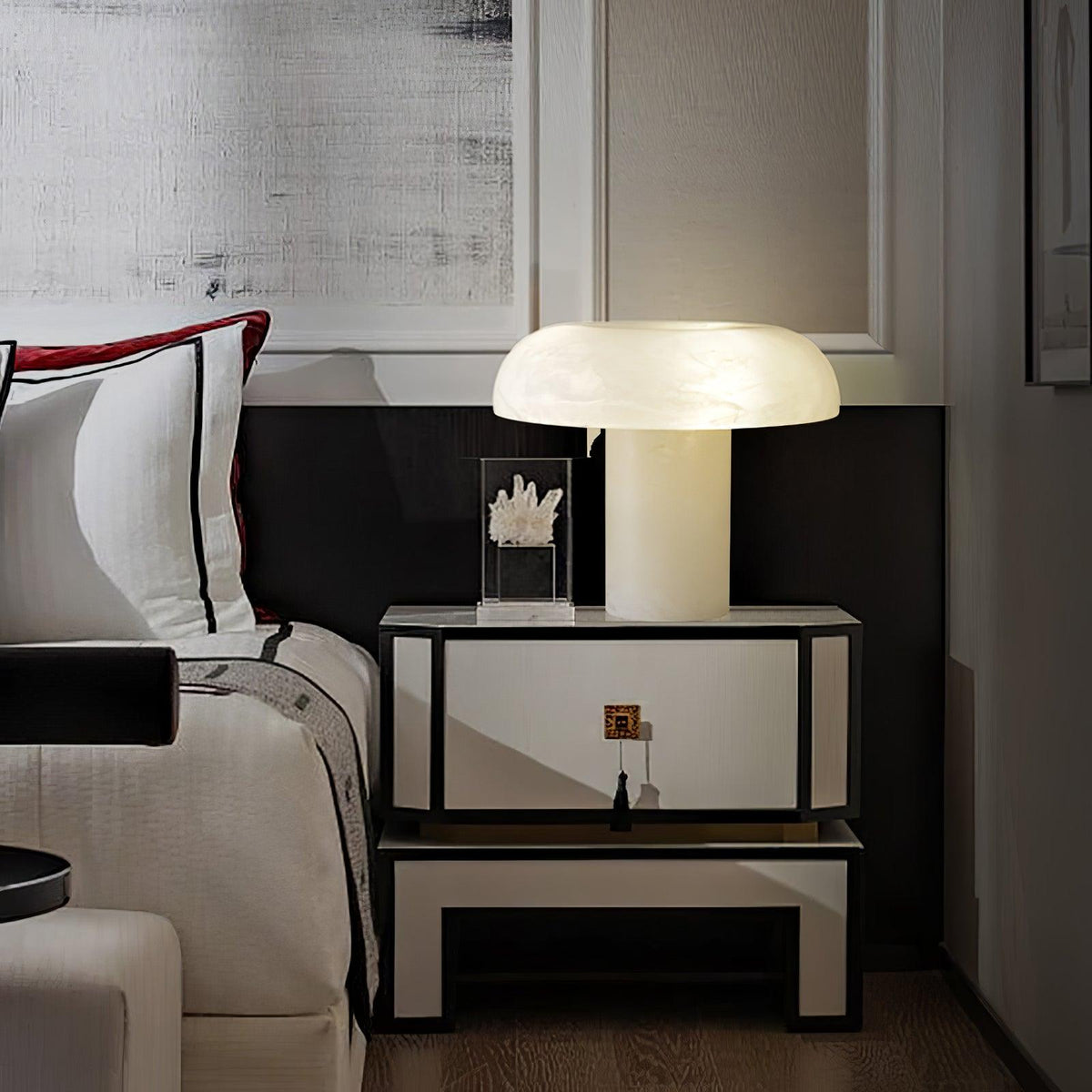 Ivvinos fantasifull bordslampa i alabaster med tentakler