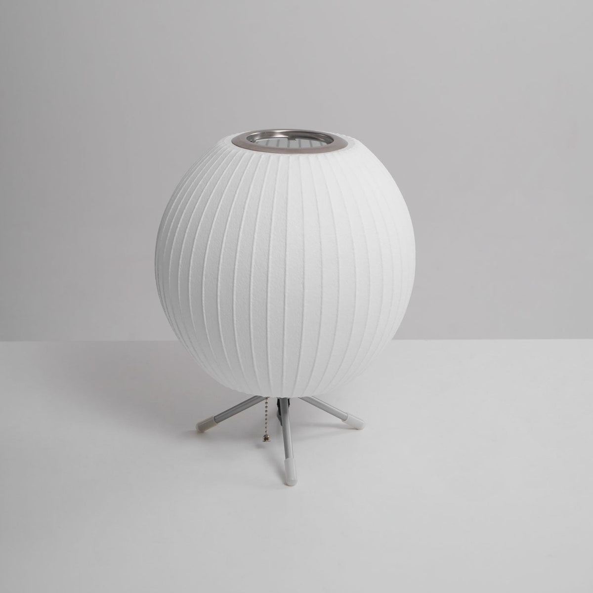 Candeeiro de mesa minimalista Rostix em aço