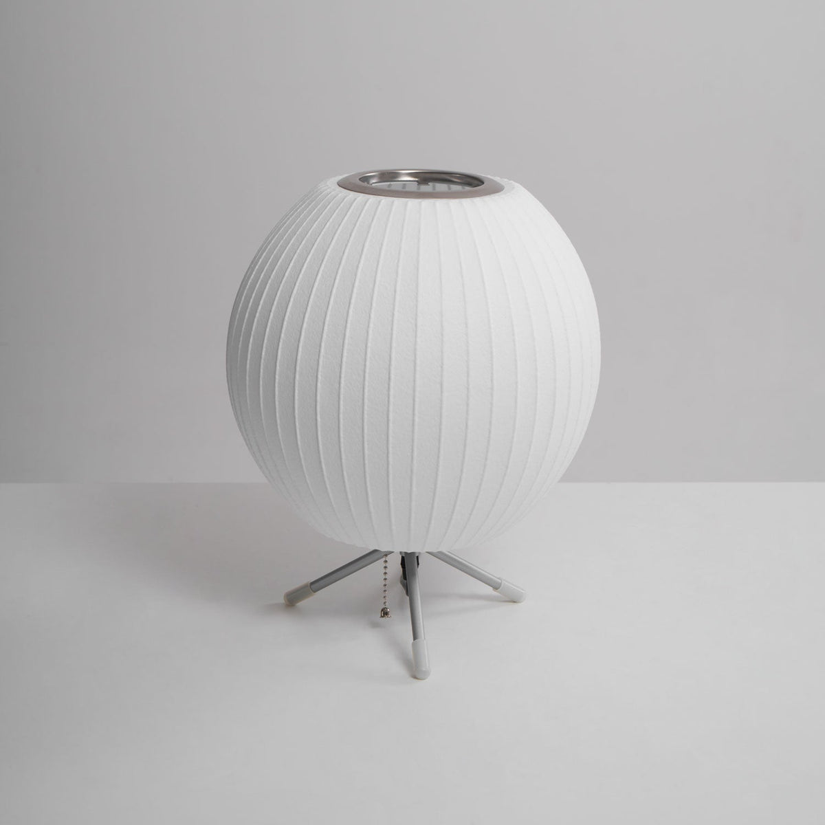 Candeeiro de mesa minimalista Rostix em aço