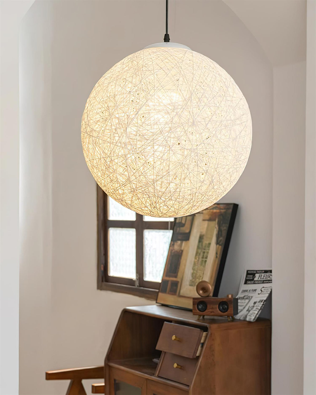 Cashae-moderni minimalistinen palloriippuvalaisin