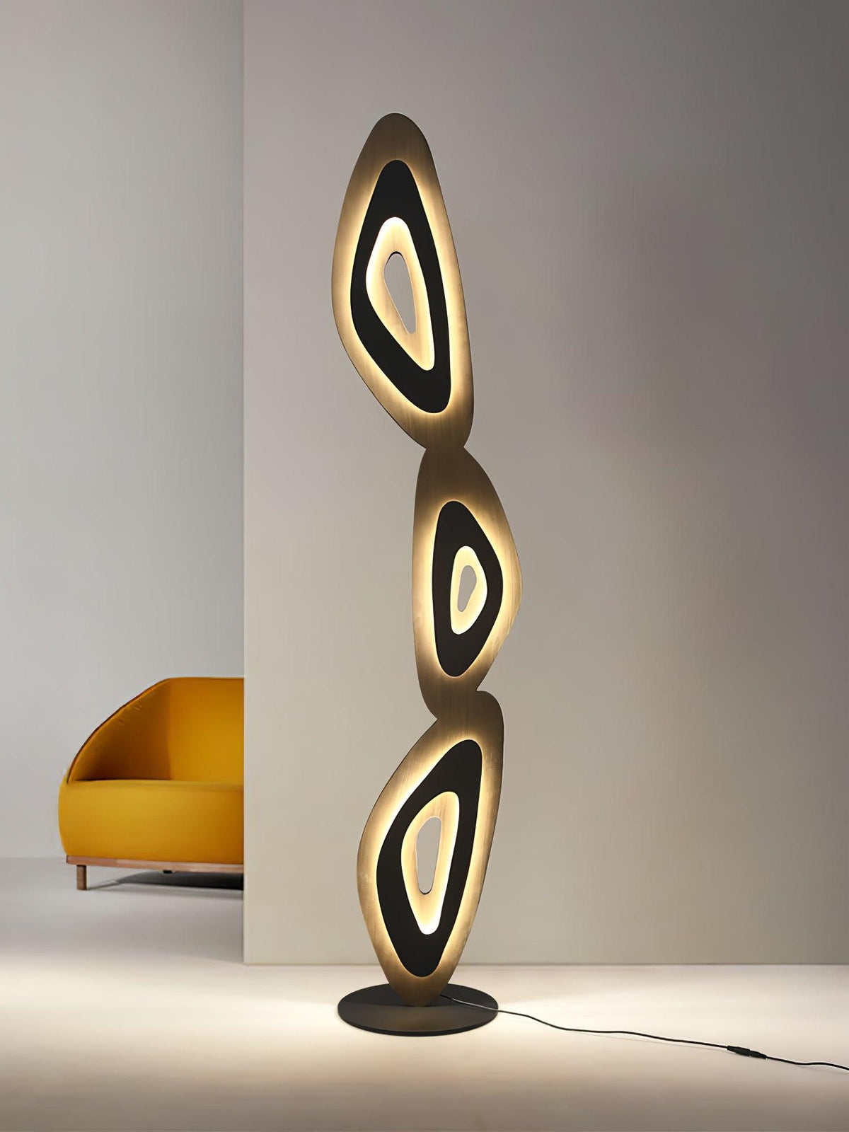 Isoloril Art Deco -lattiavalaisin