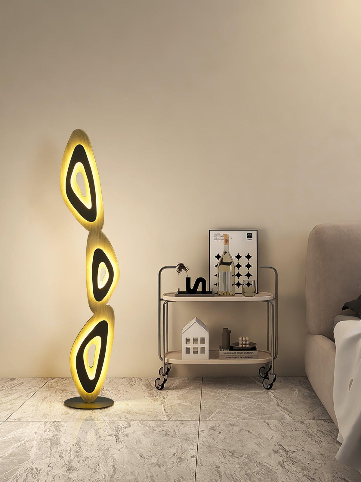 Isoloril Art Deco -lattiavalaisin