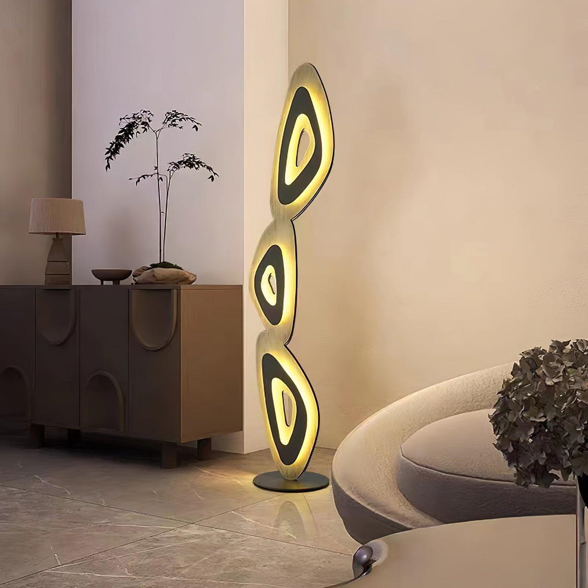 Isoloril Art Deco -lattiavalaisin