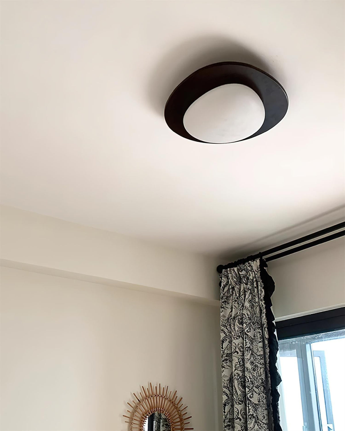 Averin Ceiling Light