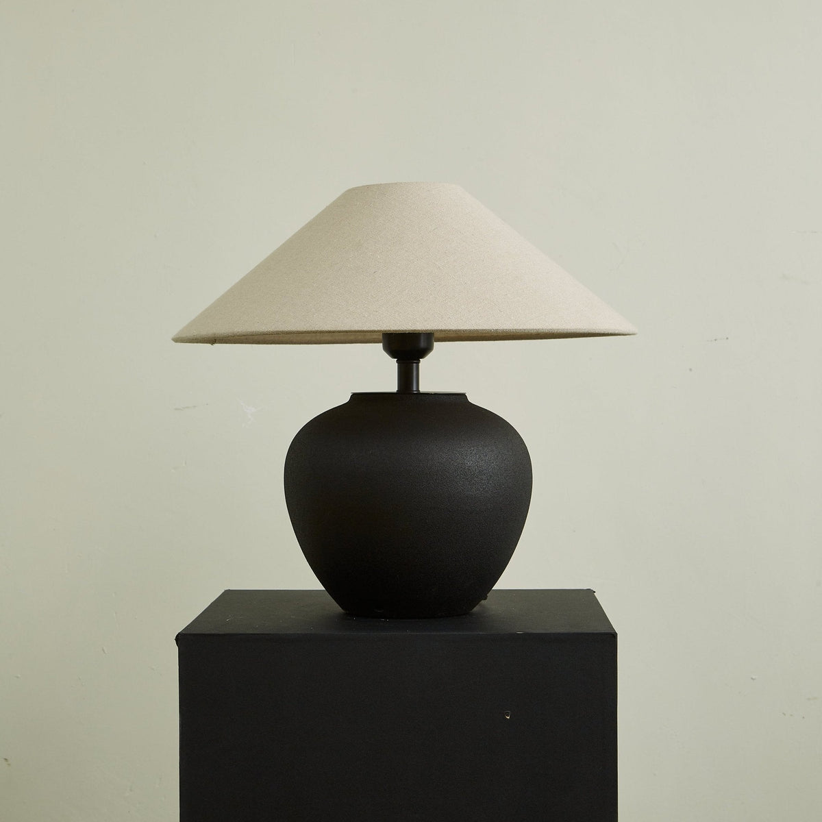 Renenella klassisk keramisk bordlampe