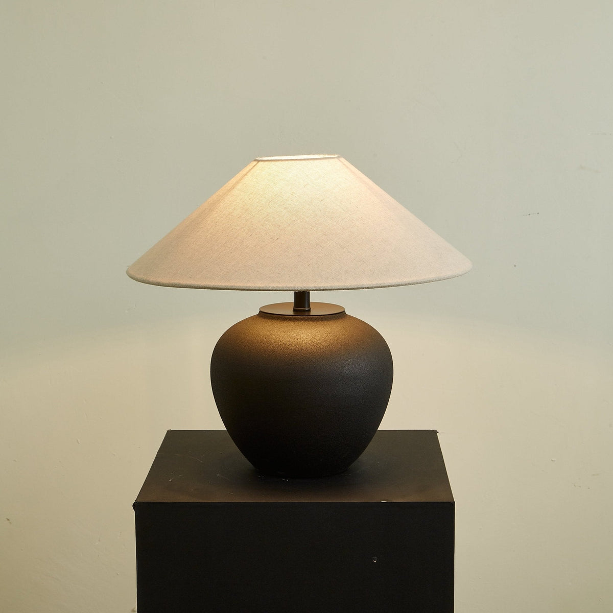 Renenella klassisk keramisk bordlampe