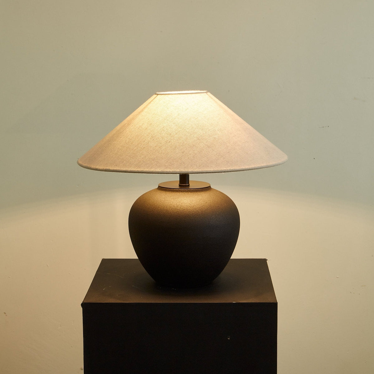 Renenella klassisk keramisk bordlampe
