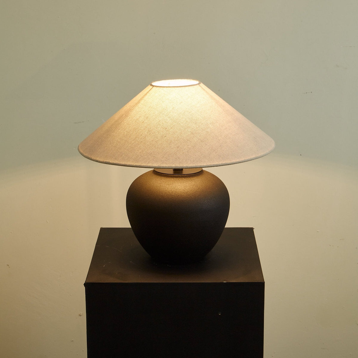 Renenella klassisk keramisk bordlampe