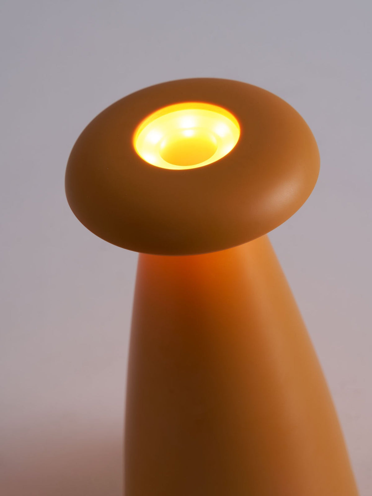 Mushroove minimalistisk keramisk bordslampa