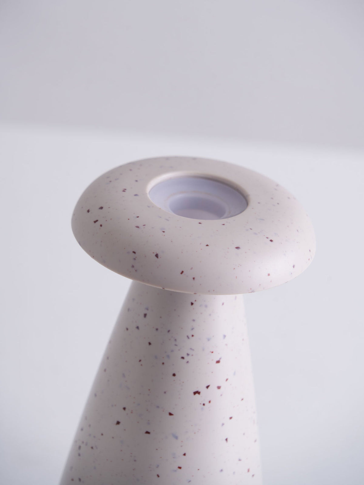 Candeeiro de mesa minimalista em cerâmica Mushroove