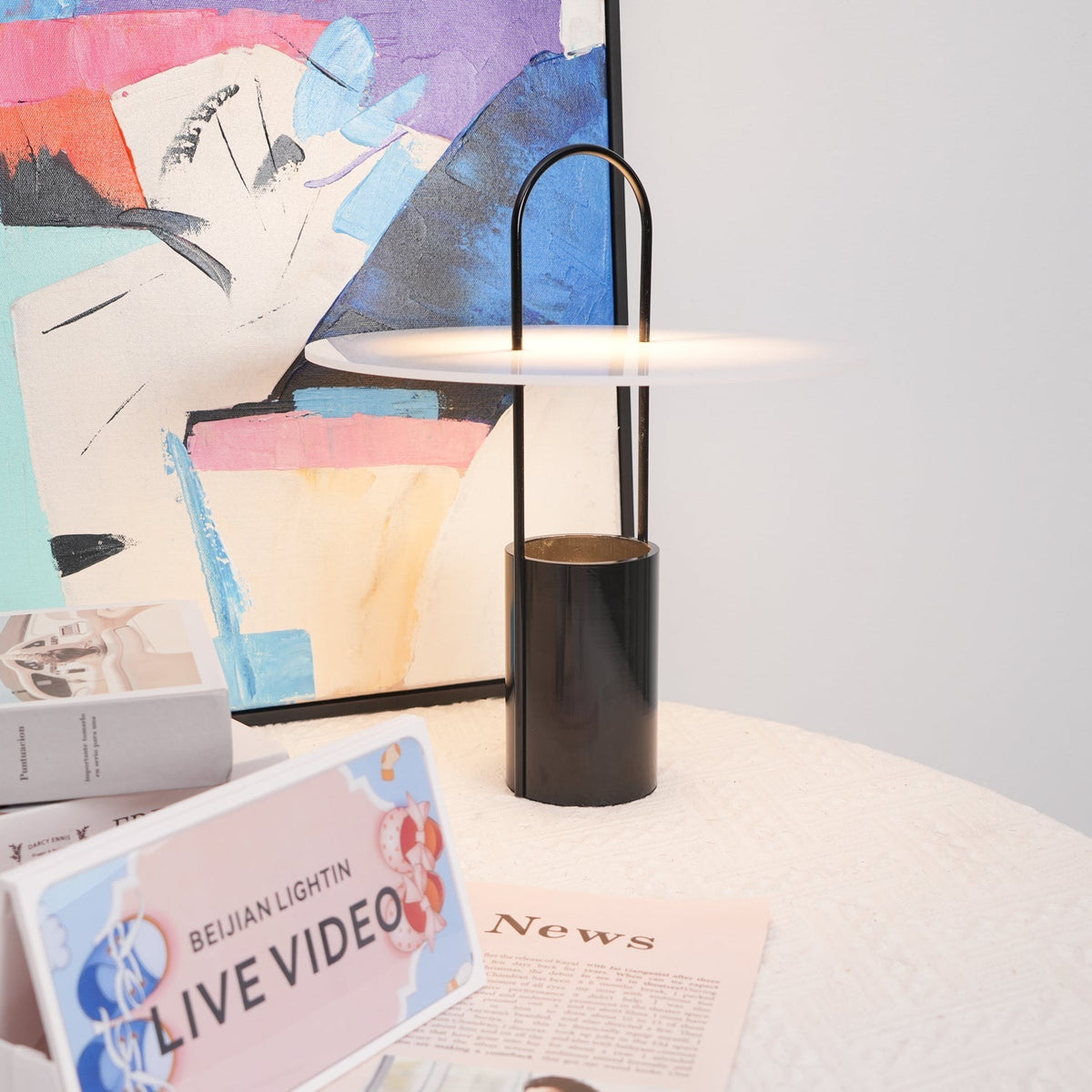 Hattie moderne bordlampe