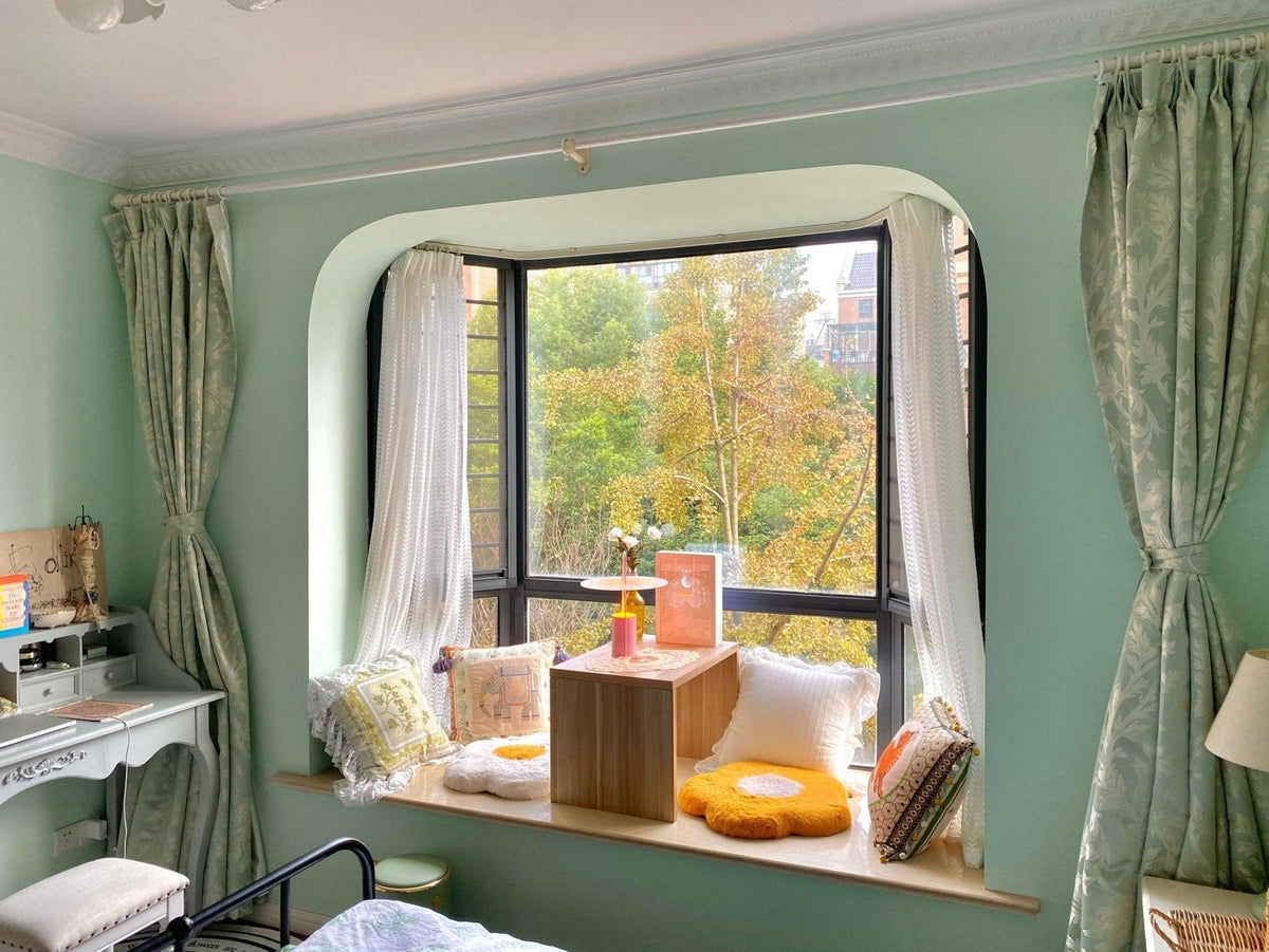 Hattie moderne bordlampe