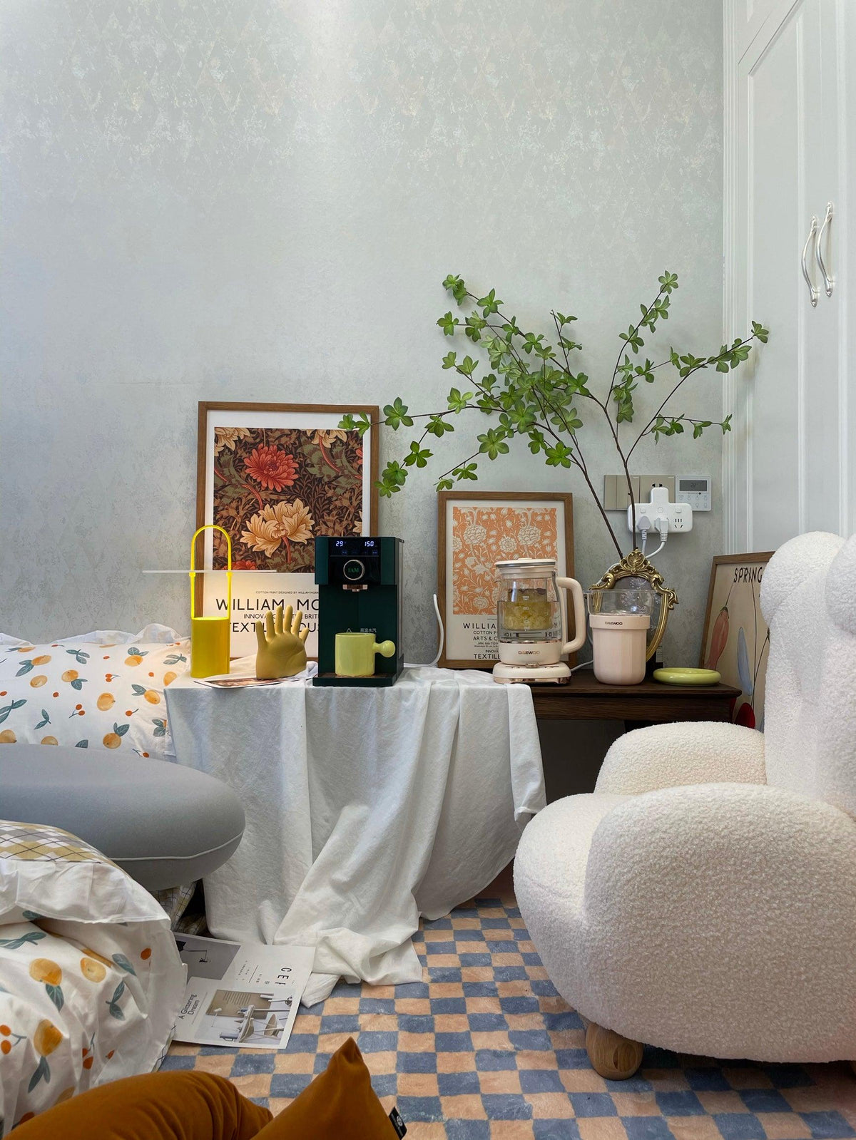 Hattie moderne bordlampe