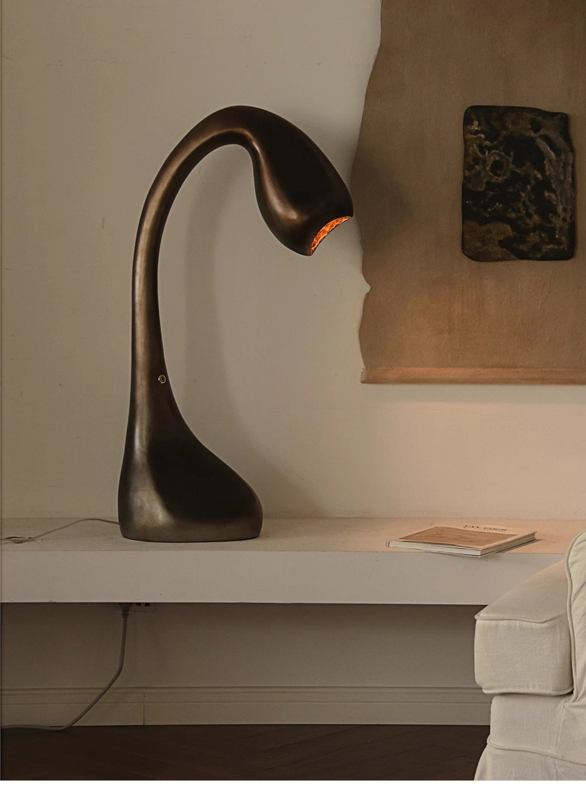 Kyns skulpturelle bordlampe