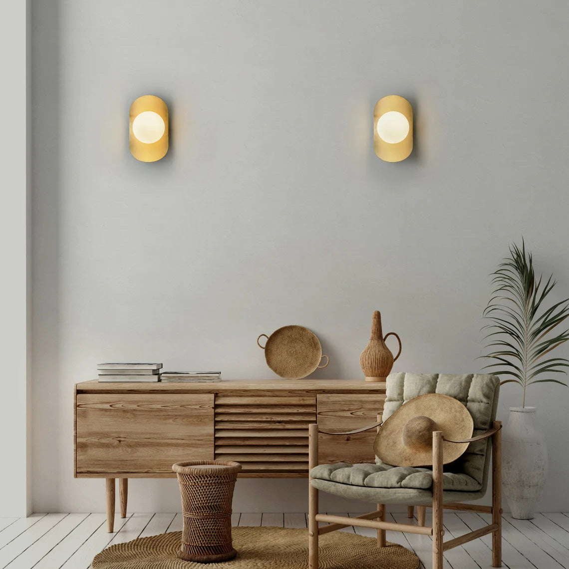 Cirerelia vägglampa