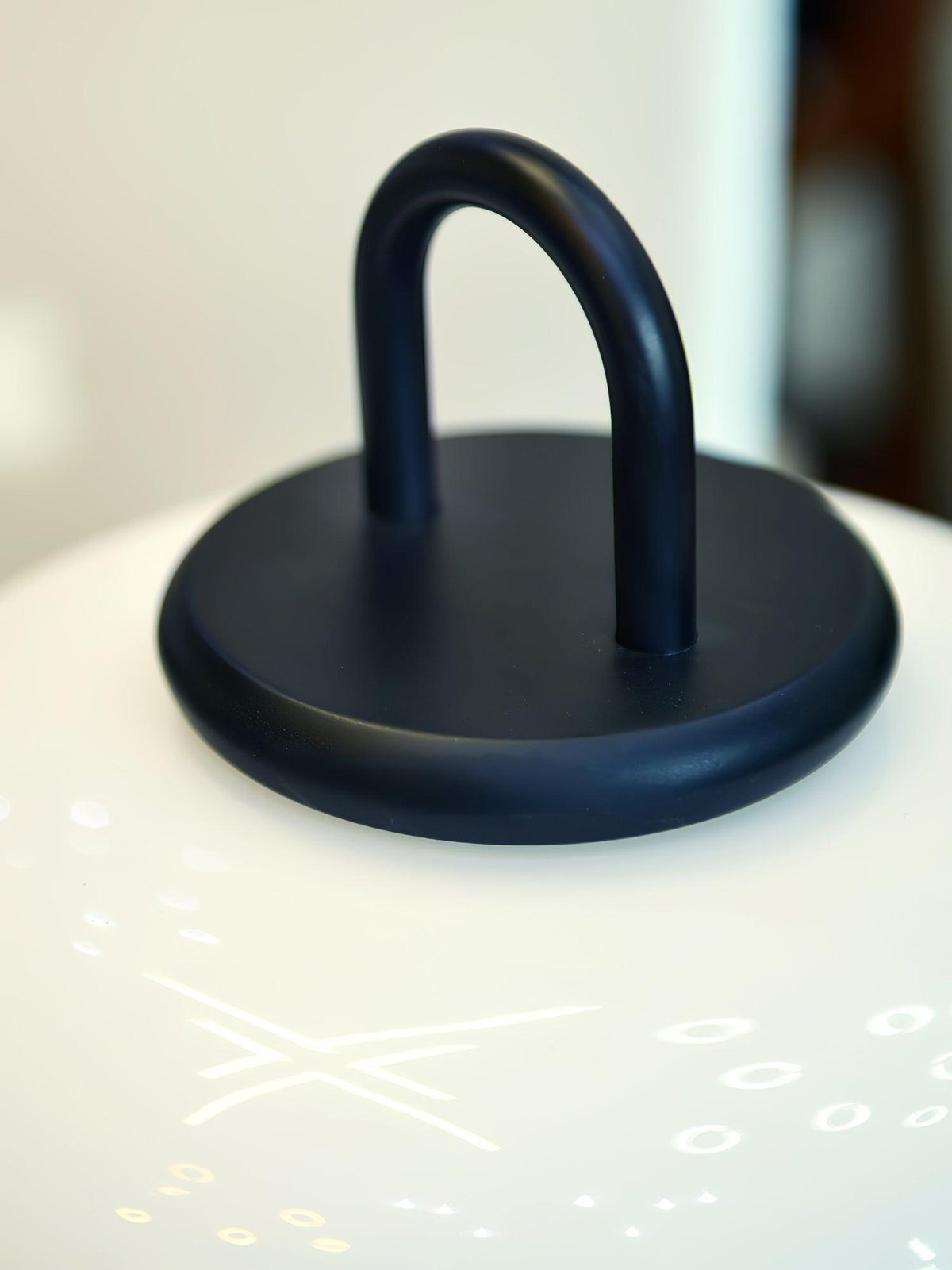 Reveny minimalistisk bordslampa