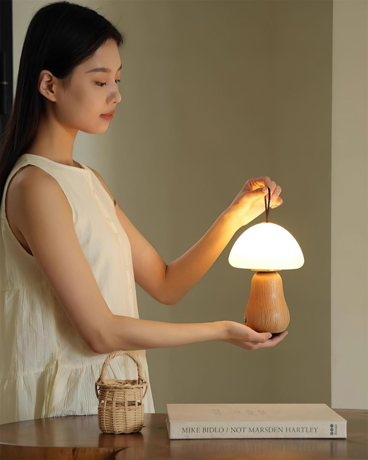 Renerina Table Lamp