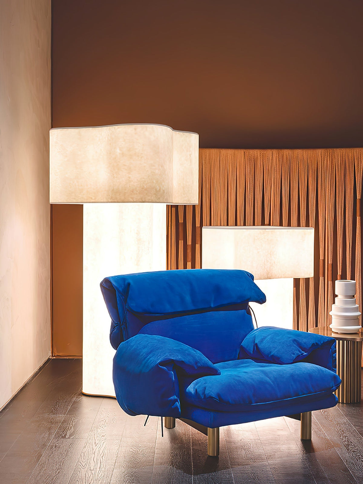 Loneo minimalistisk gulvlampe i FRP