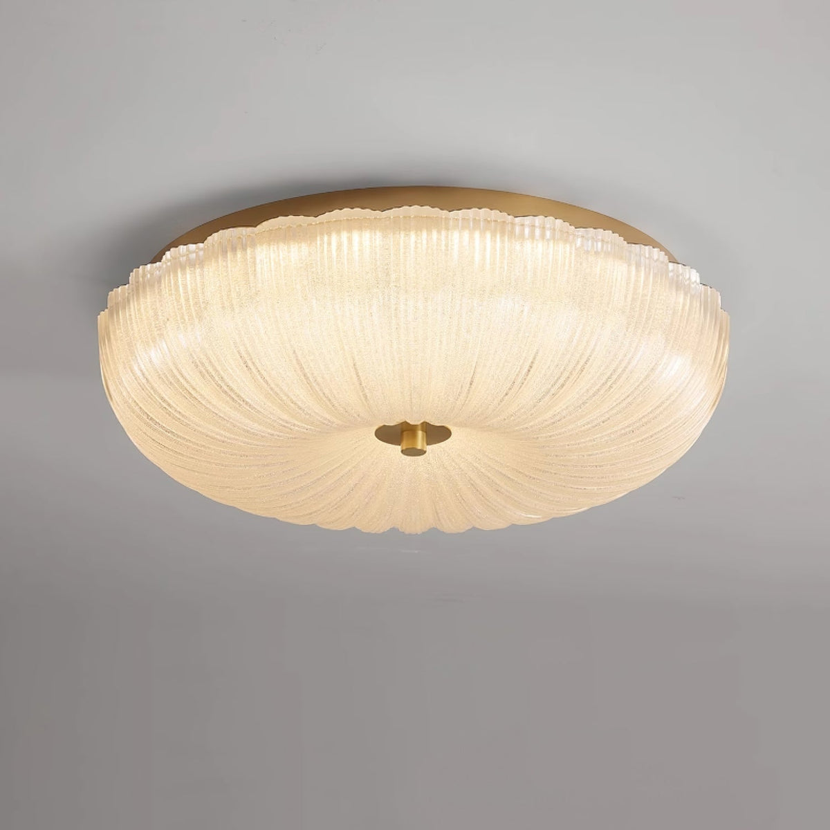 Halo loftslampe med bølget glas