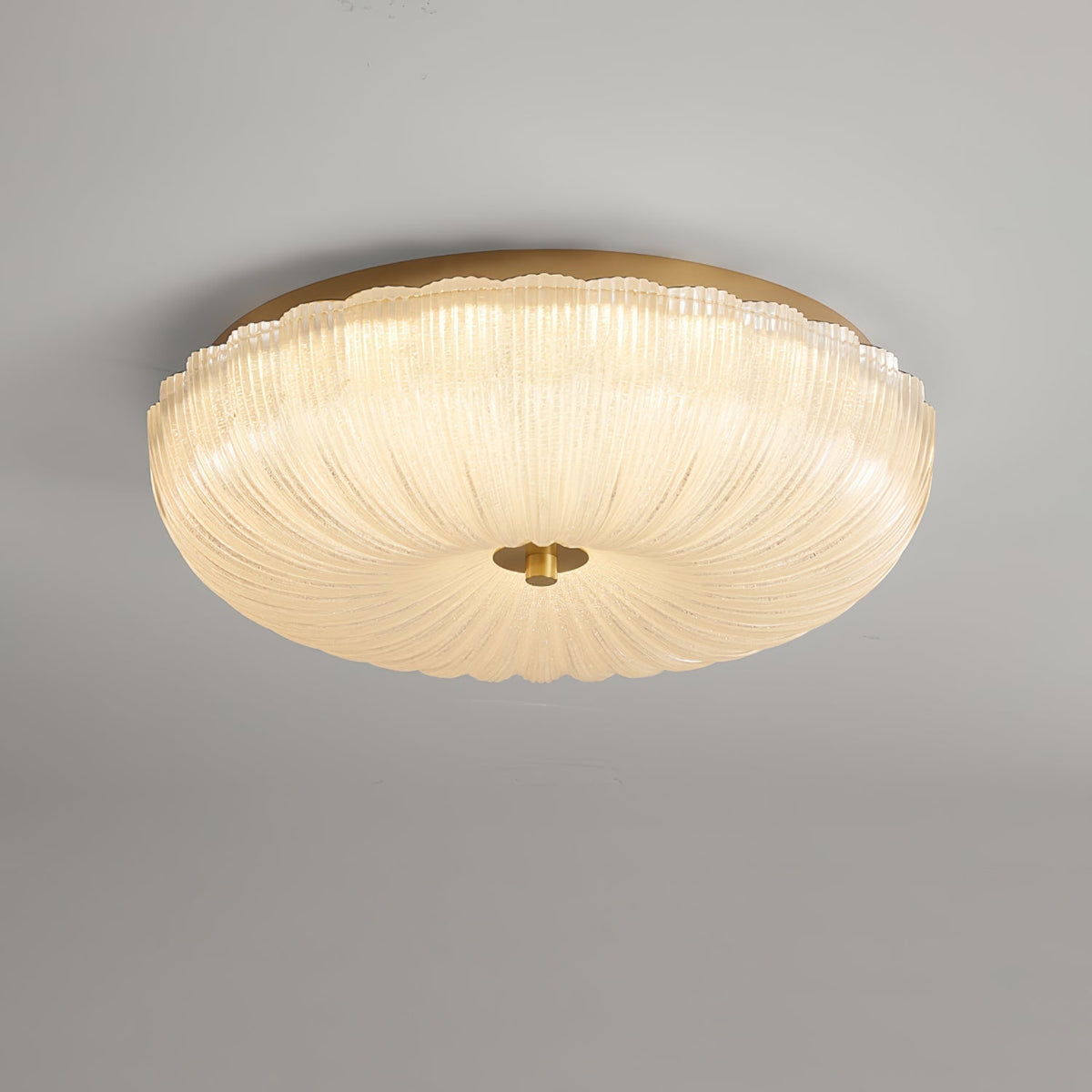 Halo loftslampe med bølget glas