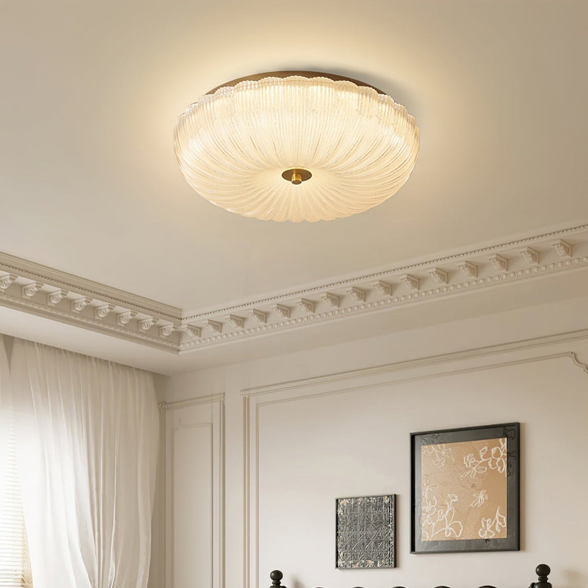 Halo loftslampe med bølget glas
