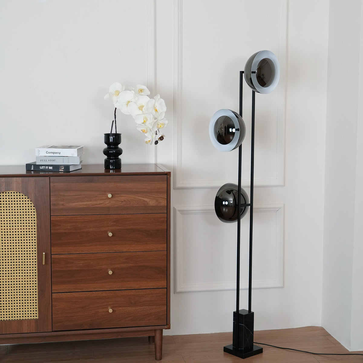Alio modern golvlampa i marmor