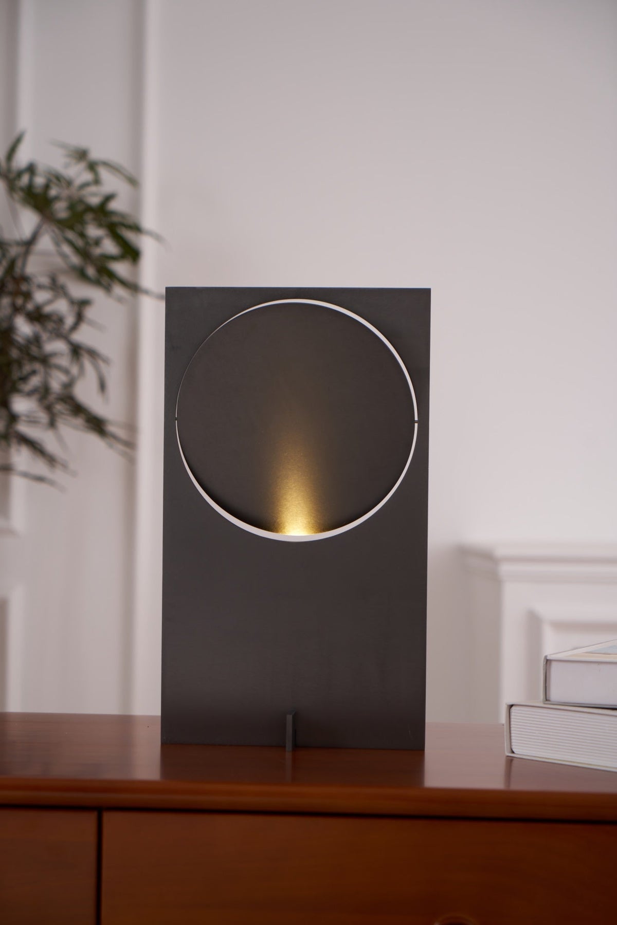 Candeeiro de mesa Terieriella com disco rotativo