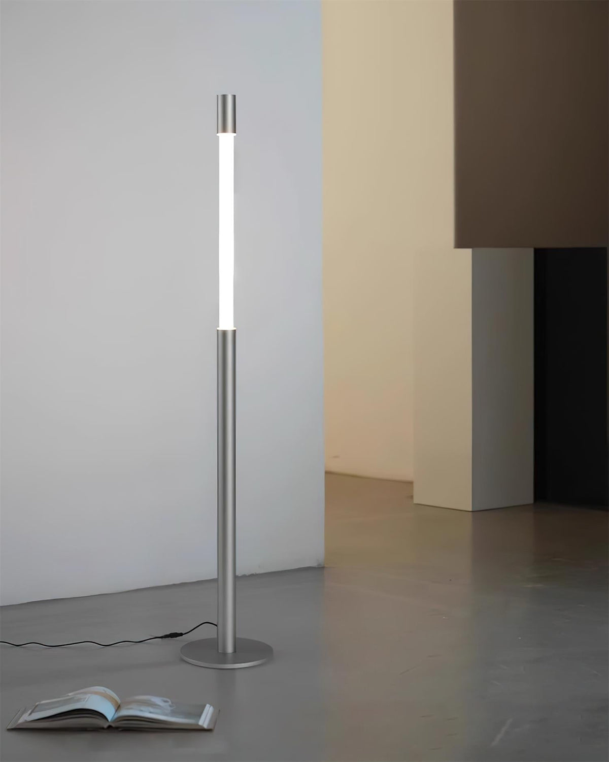 Lumenena golvlampa