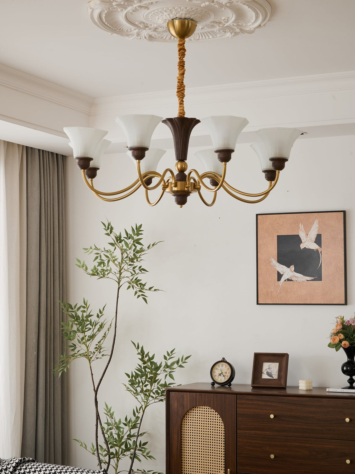 Ciphaen elegant traditionel vintage lysekrone i træ og glas