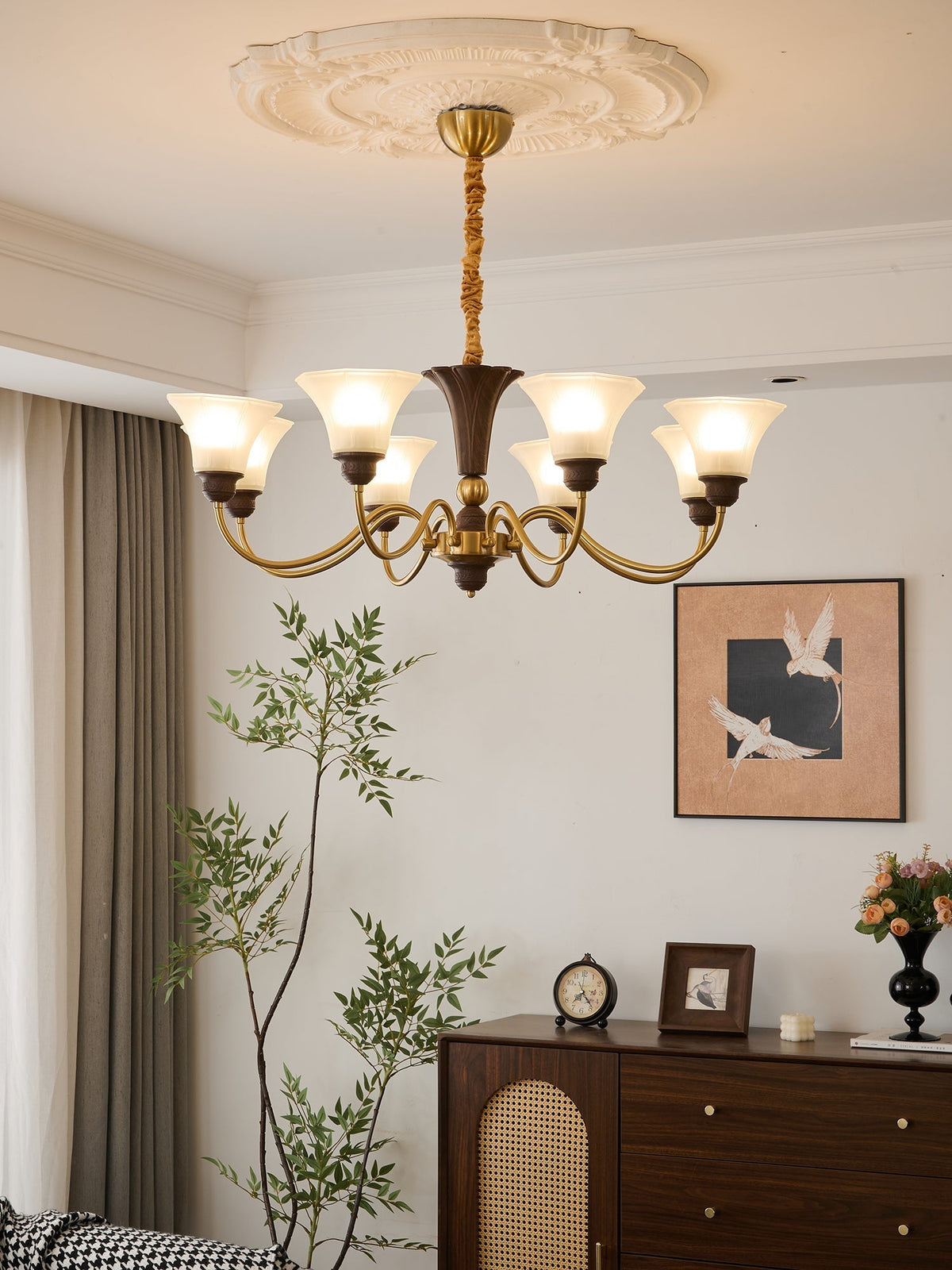 Ciphaen elegant traditionel vintage lysekrone i træ og glas