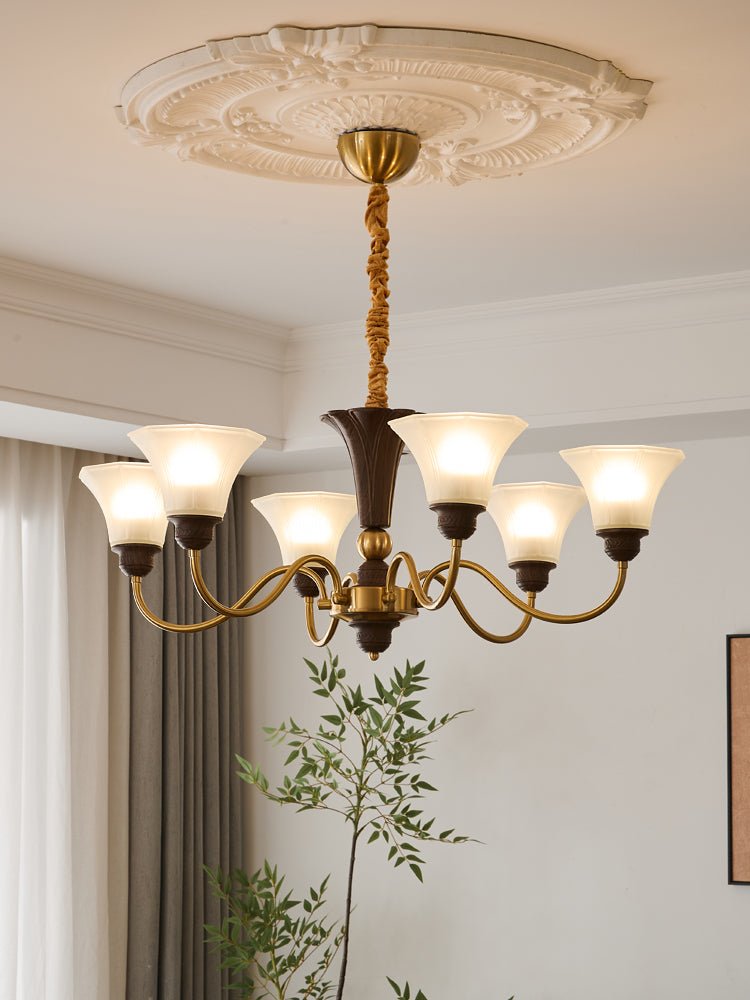 Ciphaen elegant traditionel vintage lysekrone i træ og glas
