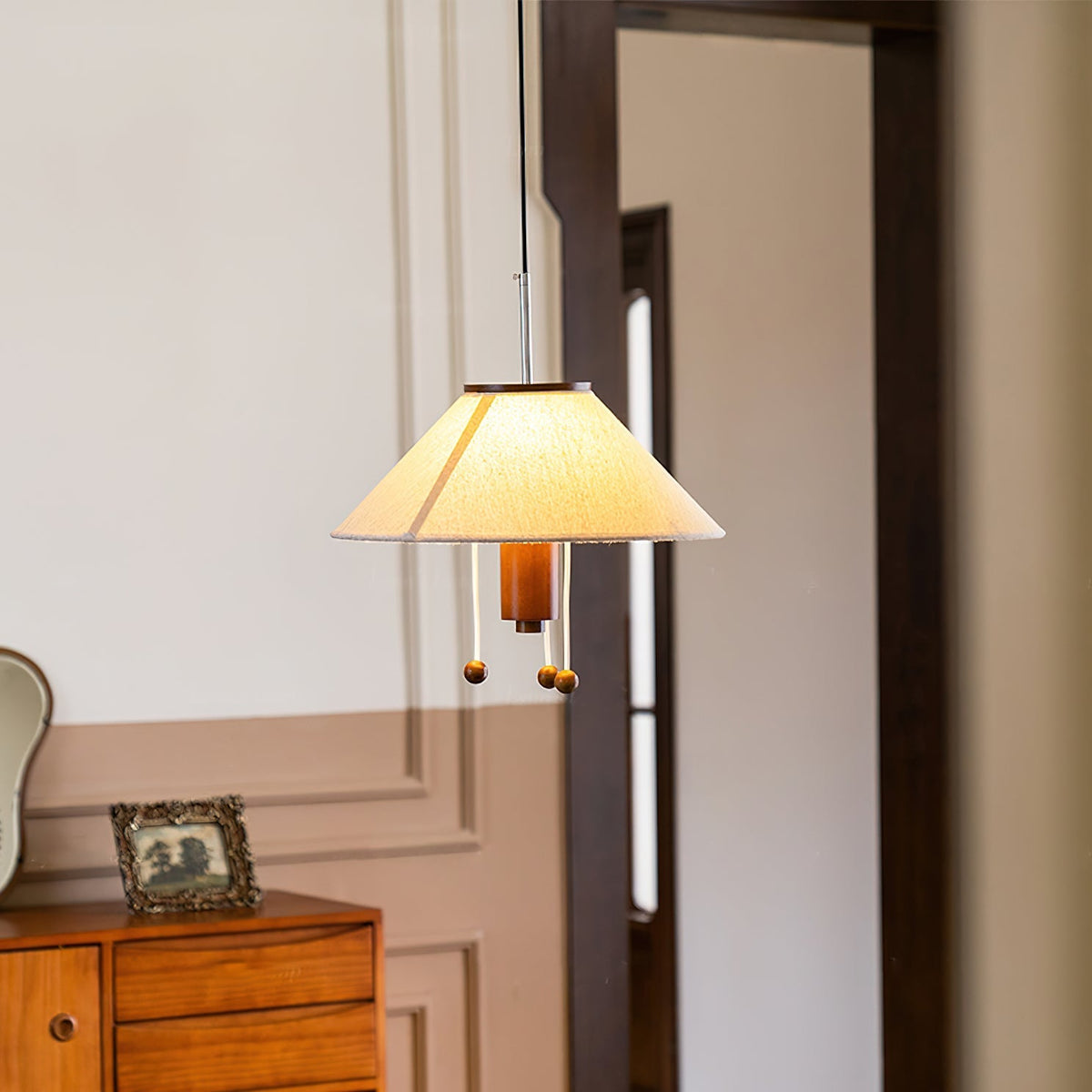 Candeeiro suspenso Zathee Nordic Art Classic em madeira e tecido