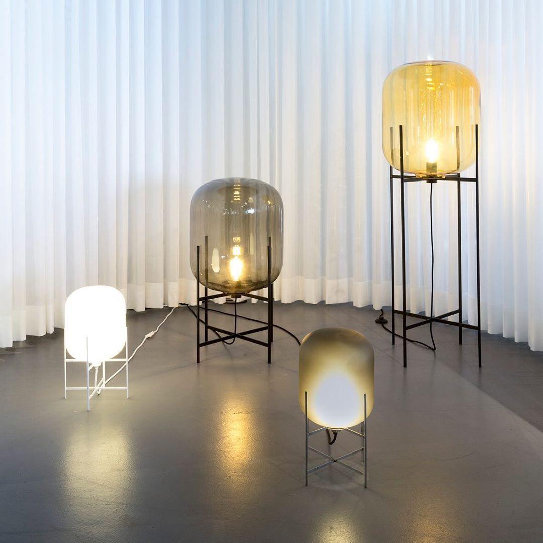 Liorivelia industriel gulvlampe i glas